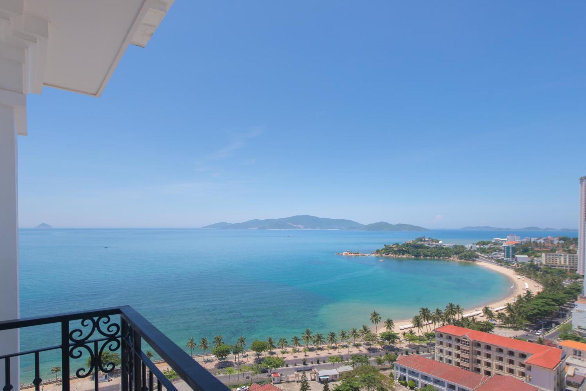 Daphovina Hotel Nha Trang Kültér fotó
