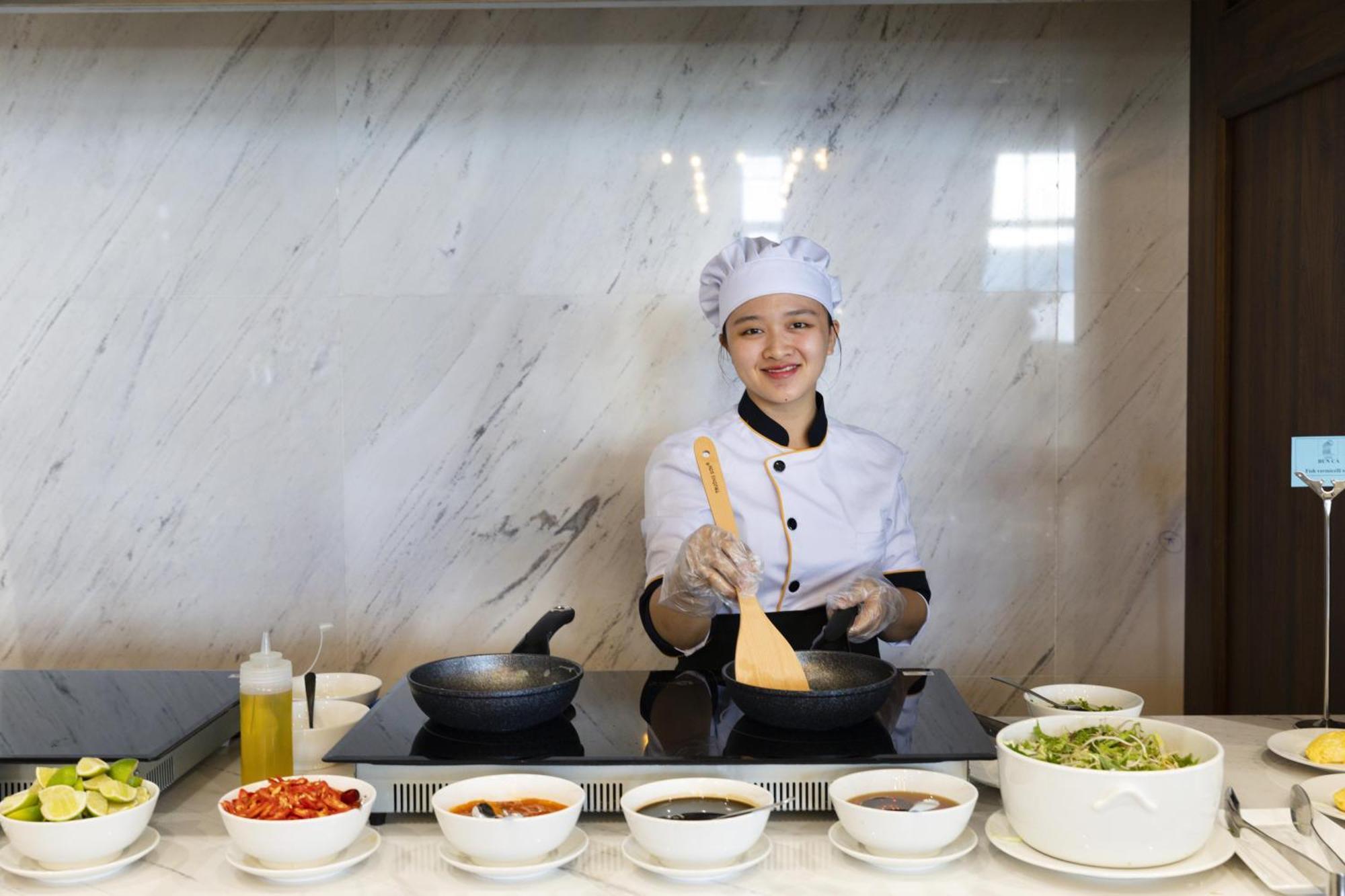 Daphovina Hotel Nha Trang Kültér fotó