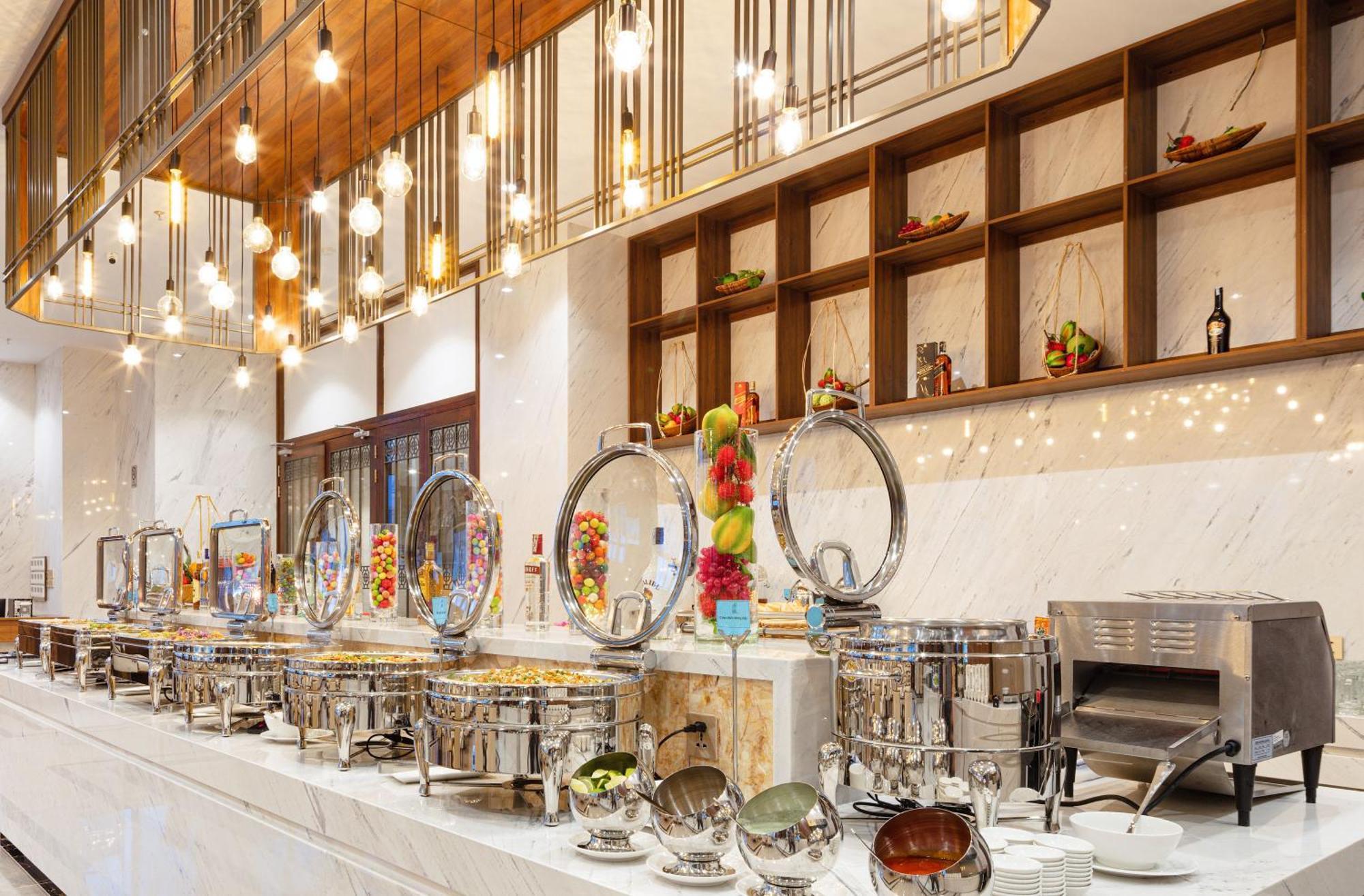 Daphovina Hotel Nha Trang Kültér fotó